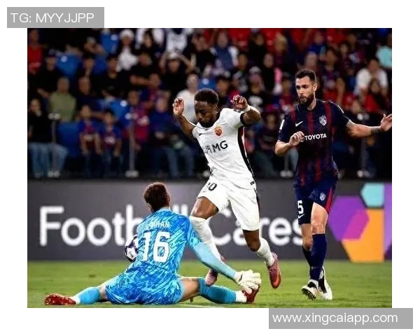 柔佛后卫与陈威赛后闲聊回顾48脚打门的精彩对决