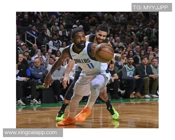 克莱复苏状态回暖表现出色10投5中斩获15分5篮板3三分球