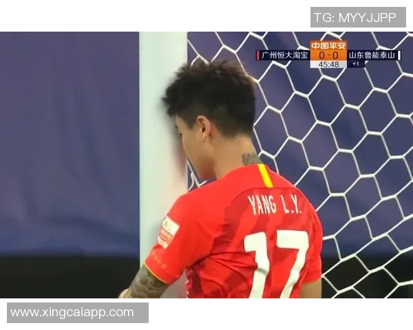 巴锡精彩表现抢断传切突破对手却遗憾打飞射门