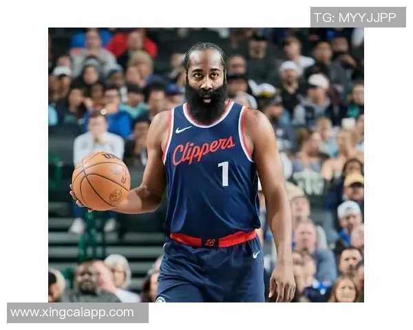 哈登带伤出战引争议卢指导强调尊重球员的比赛意愿