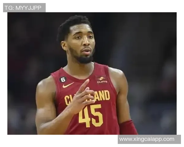 微笑刺客的逆袭小个子球员如何在球队中展现价值与实力